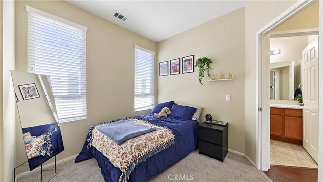 14671 Sherman Way, Van Nuys, CA 91405