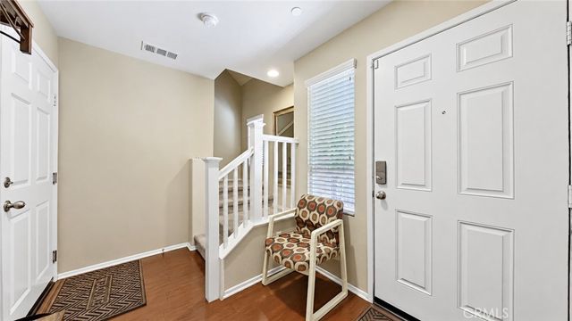 14671 Sherman Way, Van Nuys, CA 91405