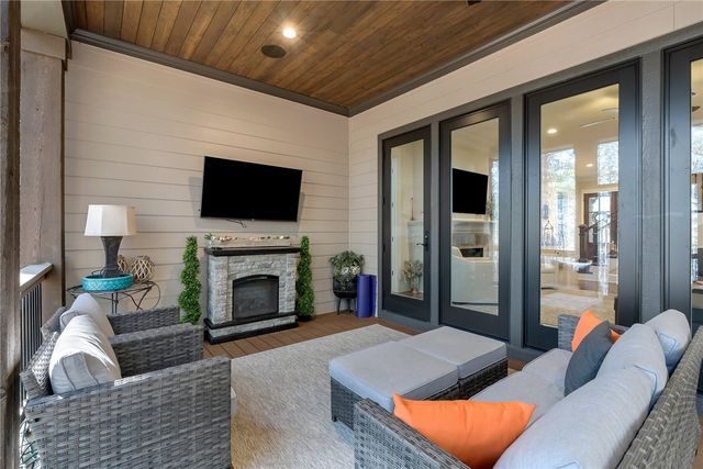 703 Timberbrook Trail, Salem, SC 29676