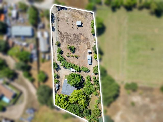 113 Orsi Rd, Oakdale, CA 95361