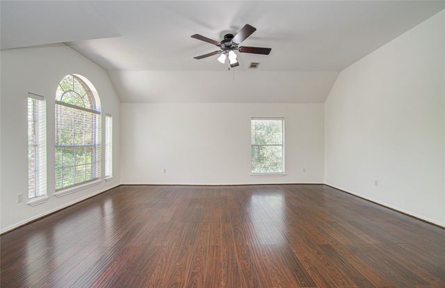 37703 Galleria Oaks Lane, Magnolia, TX 77354