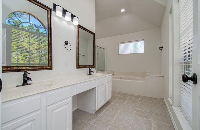 37703 Galleria Oaks Lane, Magnolia, TX 77354