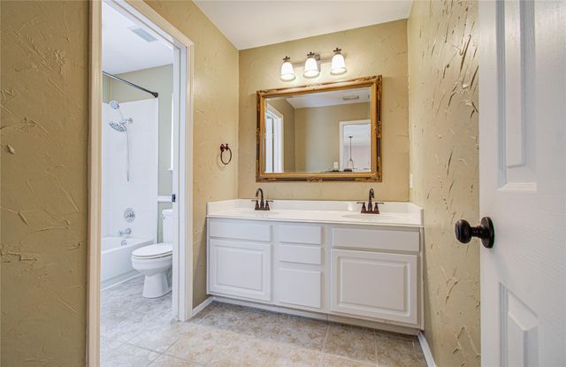 37703 Galleria Oaks Lane, Magnolia, TX 77354