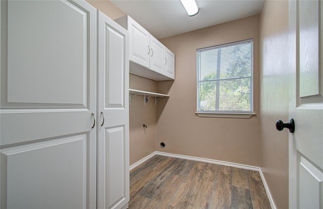 37703 Galleria Oaks Lane, Magnolia, TX 77354