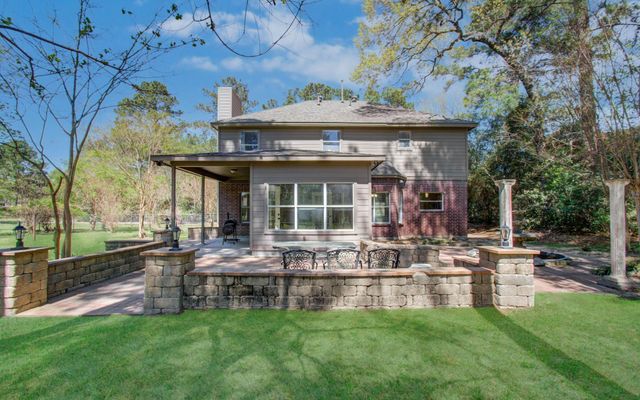 37703 Galleria Oaks Lane, Magnolia, TX 77354