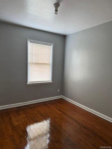19706 Moross Road, Detroit, MI 48224