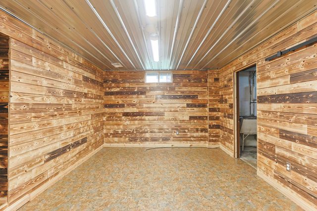 1643 Ferry Street, Niles City, MI 49120