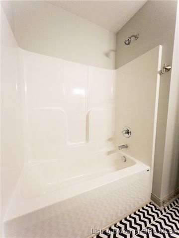 717 Linden, New Albany, IN 47150