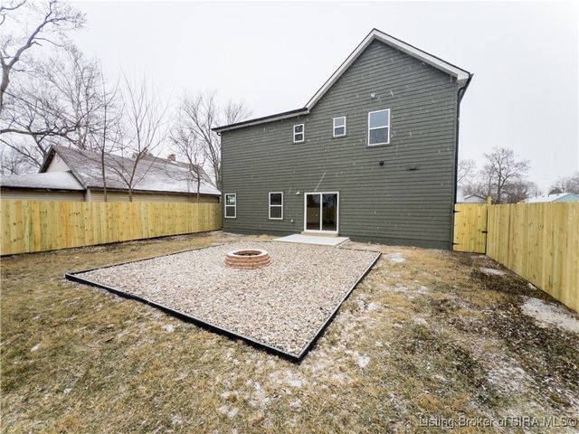 717 Linden, New Albany, IN 47150