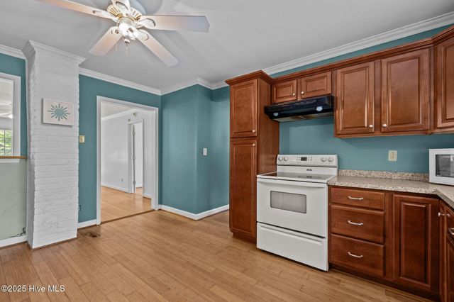 158 Channel Rock Road, Beaufort, NC 28516