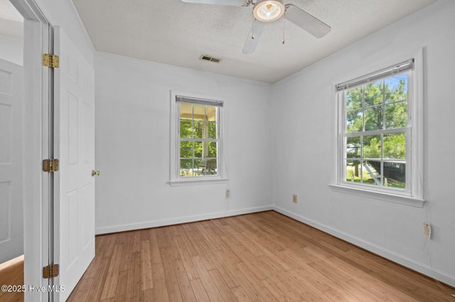 158 Channel Rock Road, Beaufort, NC 28516