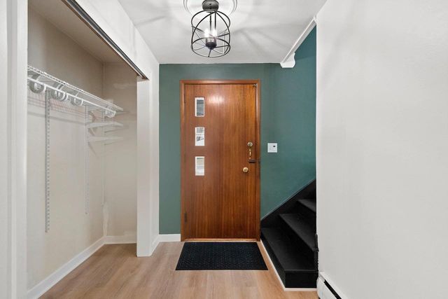 3263 S CLAY STREET, Green Bay, WI 54301