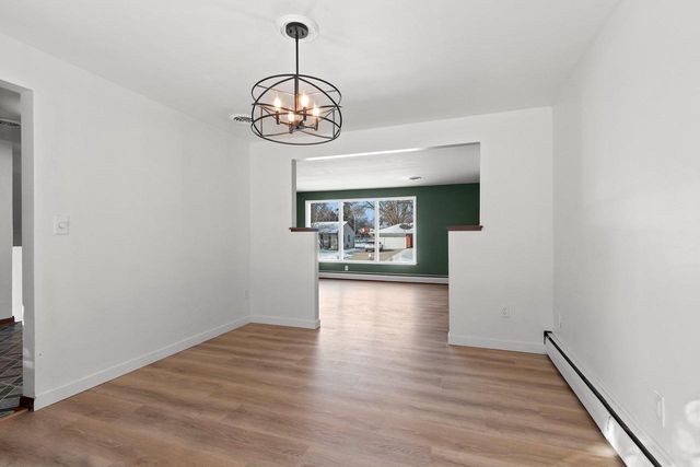 3263 S CLAY STREET, Green Bay, WI 54301