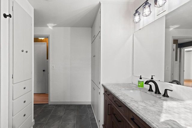 3263 S CLAY STREET, Green Bay, WI 54301