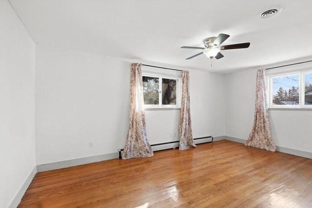 3263 S CLAY STREET, Green Bay, WI 54301