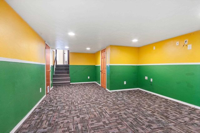 3263 S CLAY STREET, Green Bay, WI 54301