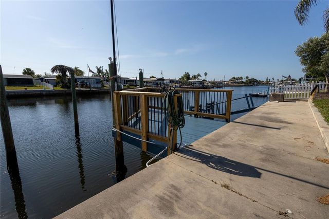 12739 1ST ISLE, Hudson, FL 34667