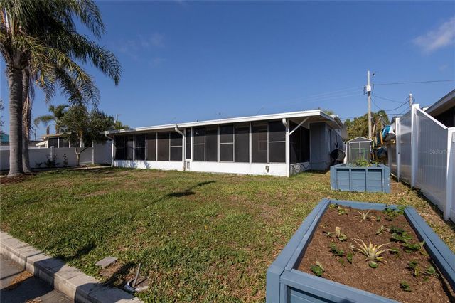 12739 1ST ISLE, Hudson, FL 34667
