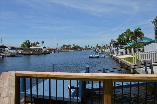 12739 1ST ISLE, Hudson, FL 34667