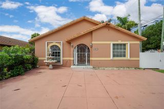 3201 W 76th St, Hialeah, FL 33018