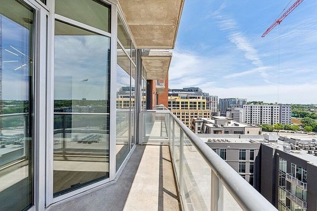 600 12th Ave S Apt 1206, Nashville, TN 37203