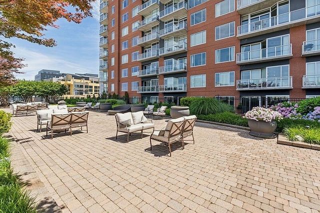 600 12th Ave S Apt 1206, Nashville, TN 37203