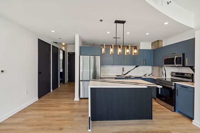 600 12th Ave S Apt 1206, Nashville, TN 37203