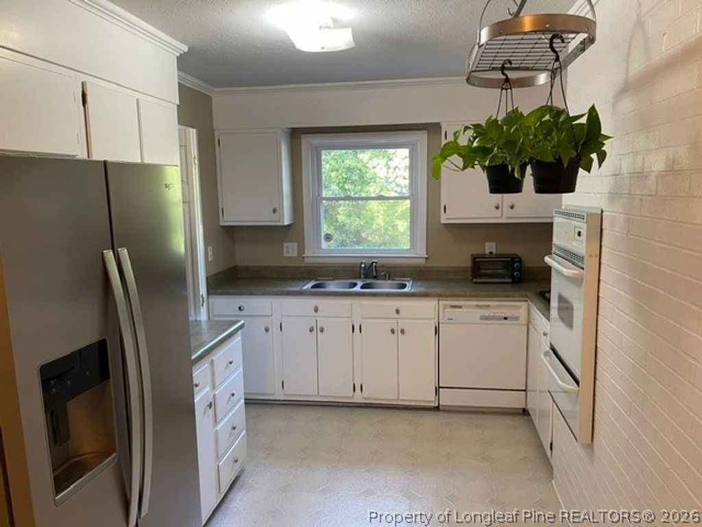 307 Whitney Drive, Fayetteville, NC 28314 — photo 5