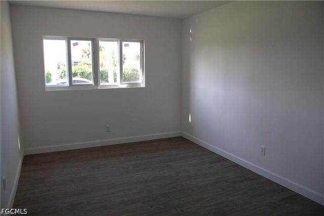 615 Monterey AVE, Cape Coral, FL 33904