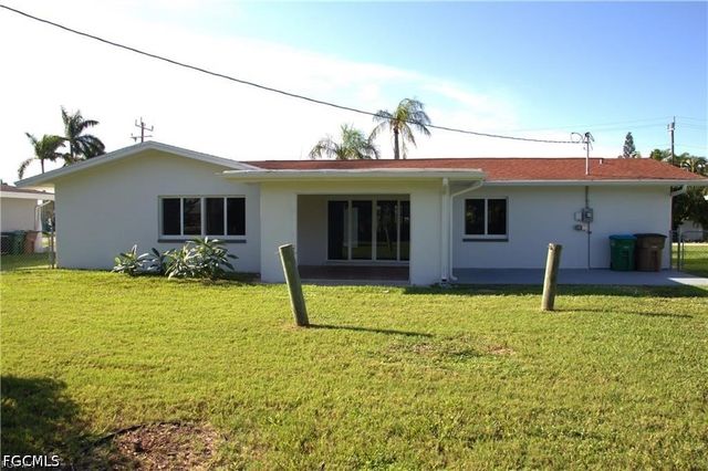 615 Monterey AVE, Cape Coral, FL 33904