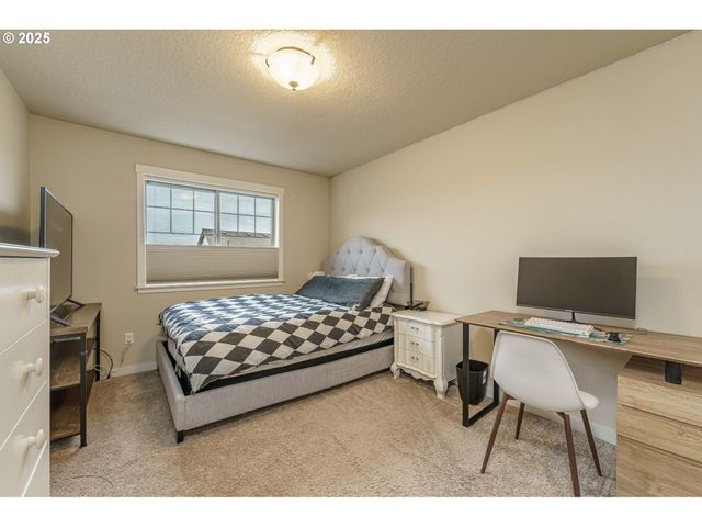 11151 Sw BERLIN Ave, Wilsonville, OR 97070