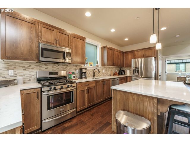 11151 Sw BERLIN Ave, Wilsonville, OR 97070