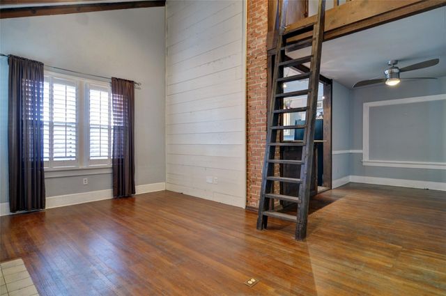 3237 Odessa Avenue, Fort Worth, TX 76109