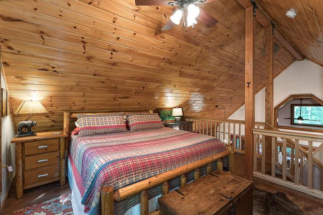 399 Vineyard Creek Way, Murphy, NC 28906