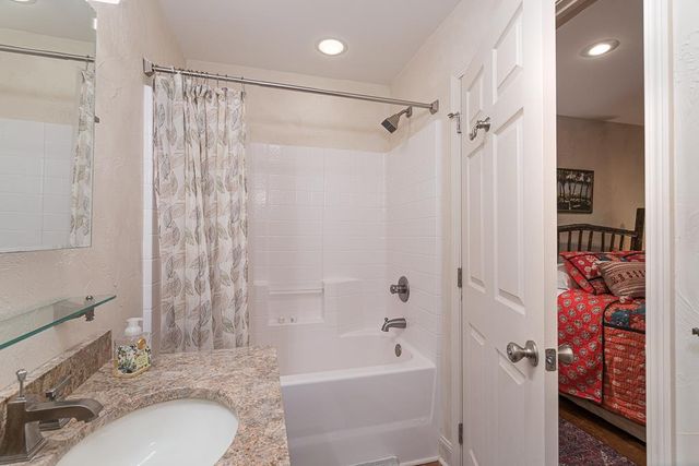 399 Vineyard Creek Way, Murphy, NC 28906