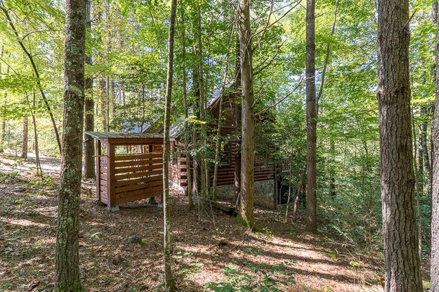 399 Vineyard Creek Way, Murphy, NC 28906