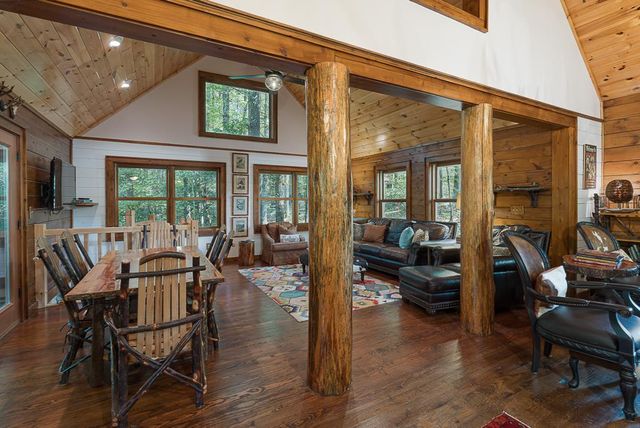 399 Vineyard Creek Way, Murphy, NC 28906