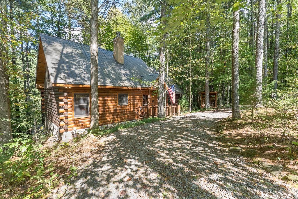 399 Vineyard Creek Way, Murphy, NC 28906