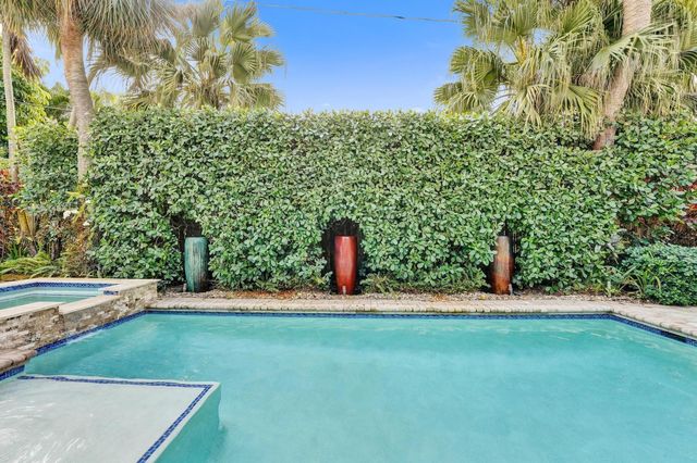 2510 NE 47th Street, Fort Lauderdale, FL 33308