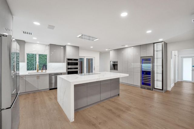 2510 NE 47th Street, Fort Lauderdale, FL 33308