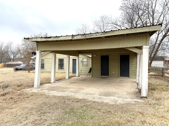 141 E Mckinney Avenue, Cooper, TX 75432