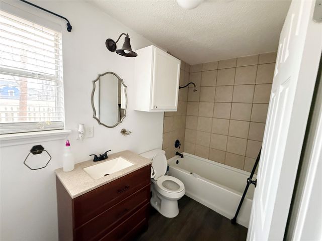 141 E Mckinney Avenue, Cooper, TX 75432
