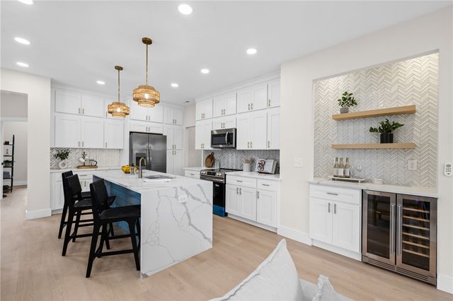 322 Oconee Avenue, Westminster, SC 29693