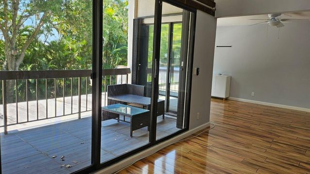 9701 N New River Canal Road 108b, Plantation, FL 33324