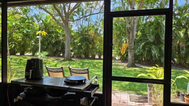 9701 N New River Canal Road 108b, Plantation, FL 33324
