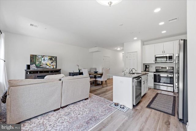 133 SCOTTY DR, Easton, PA 18045