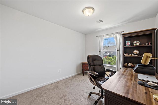 133 SCOTTY DR, Easton, PA 18045