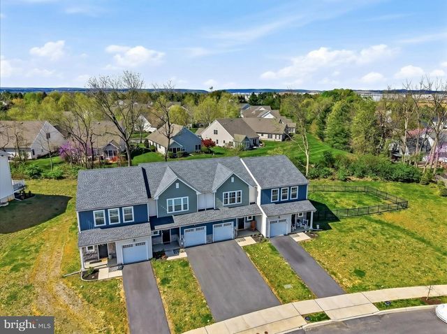 133 SCOTTY DR, Easton, PA 18045