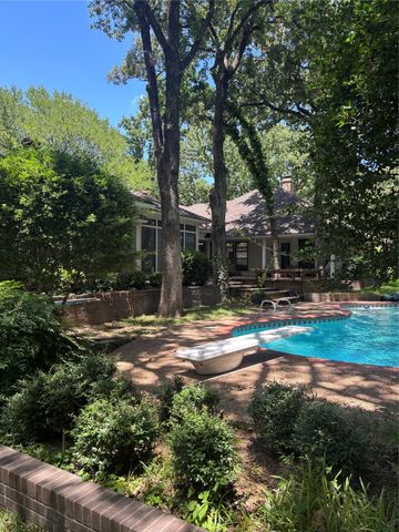 4708 El Caballero Court, Arlington, TX 76017