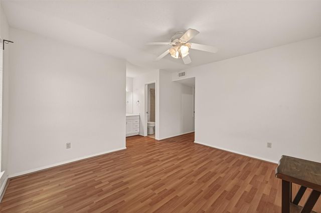 9201 Clarewood Drive 191, Houston, TX 77036
